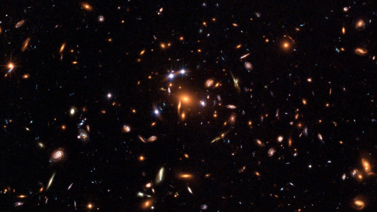 galaxy cluster colors