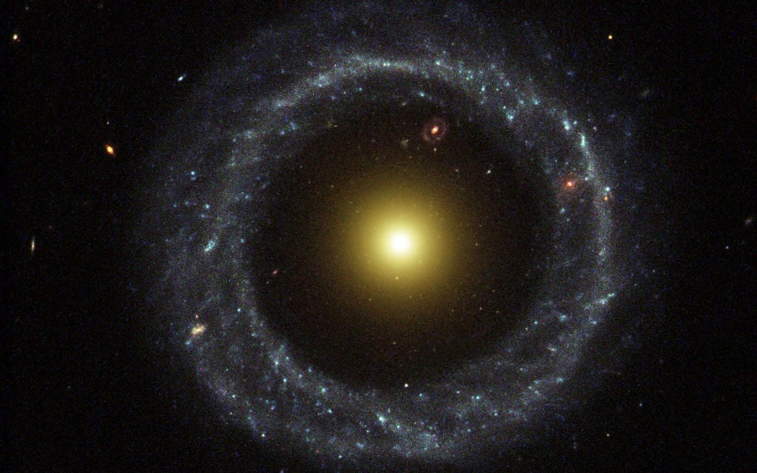 hoag's object