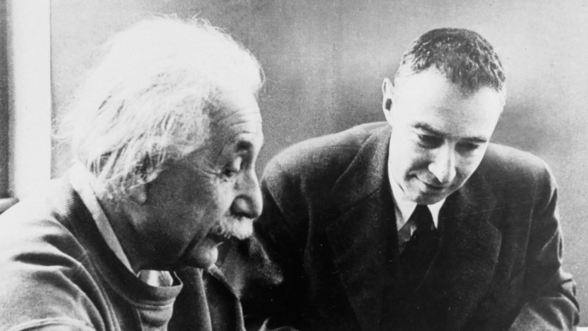 albert einstein j robert oppenheimer 1947