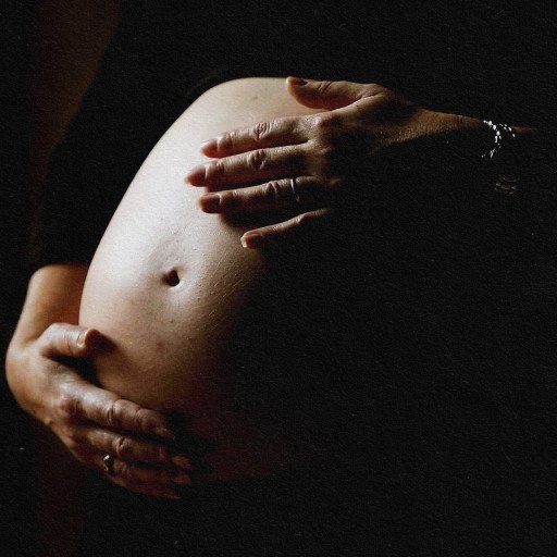 Moody pregnancy shot.